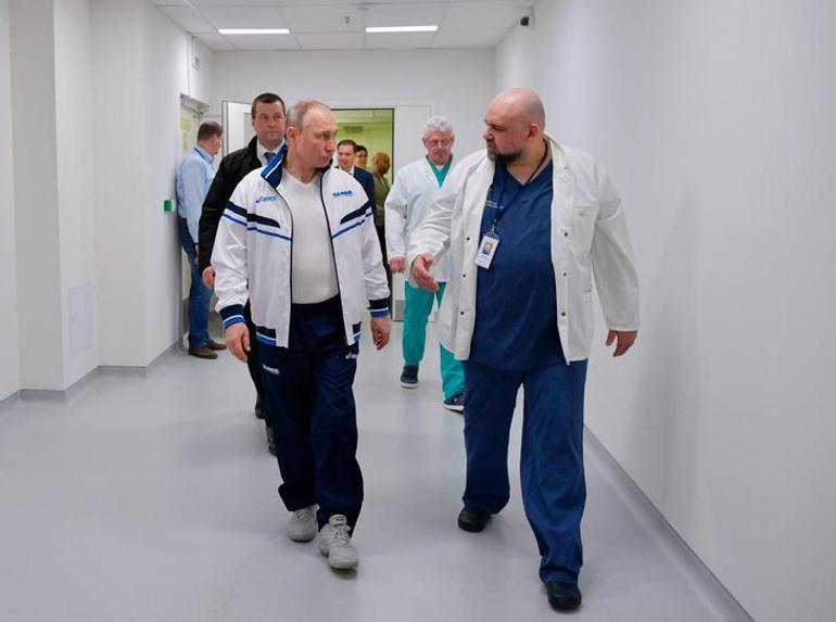 Son dakika... Putine hastane gezdiren doktor corona virüs çıktı