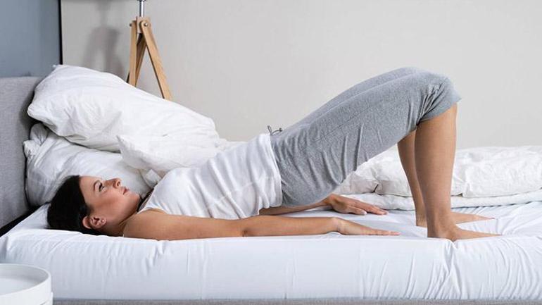 Sabahları yataktan kalkmadan yapabileceğiniz 10 pratik egzersiz