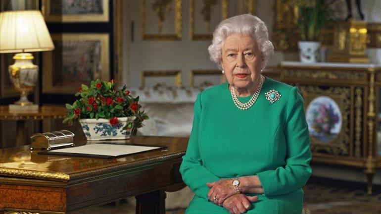 Kraliçe Elizabeth beşinci kez halka seslendi Başaracağız