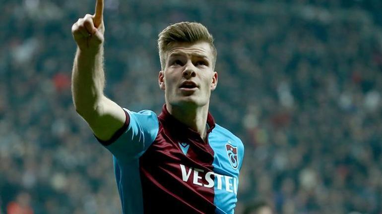 Trabzonsporda Sörloth özel uçakla Norveç’e gitti