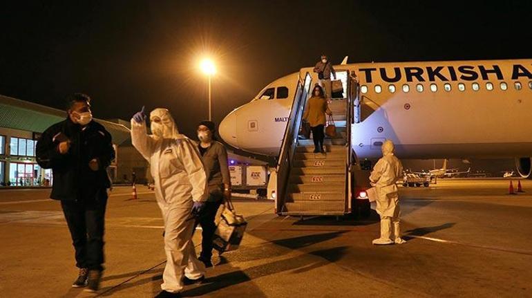Yurt dışındaki Türk vatandaşları ülkeye dönüyor