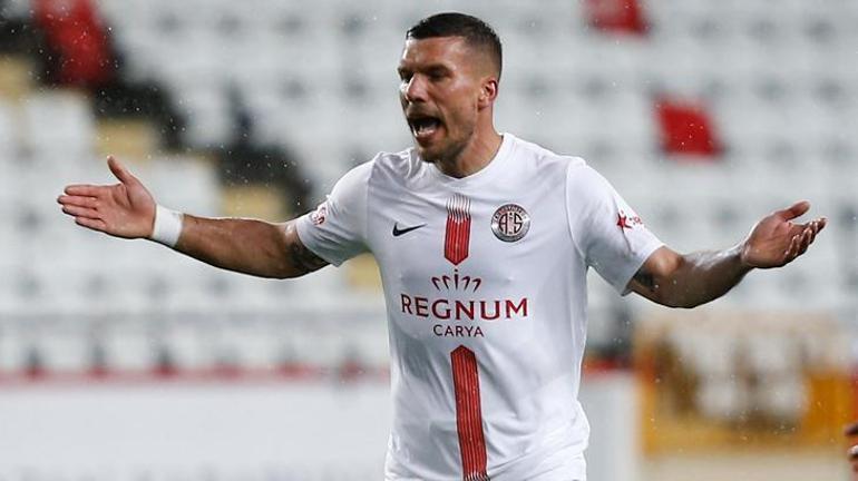 Antalyasporlu futbolcu Podolski futbolu özledi