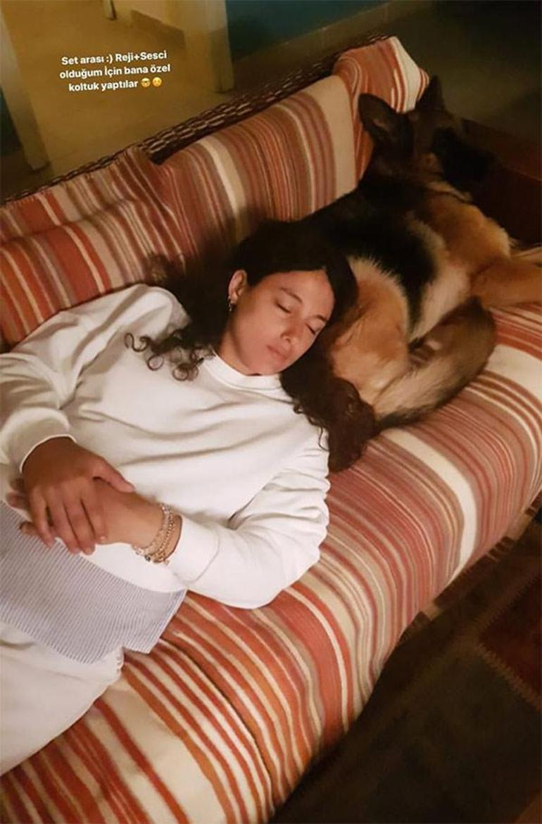 Cansu Tosun çekim sonrası uyuyakaldı