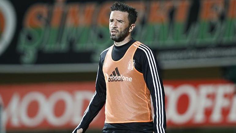 Gökhan Gönül adım adım Fenerbahçeye