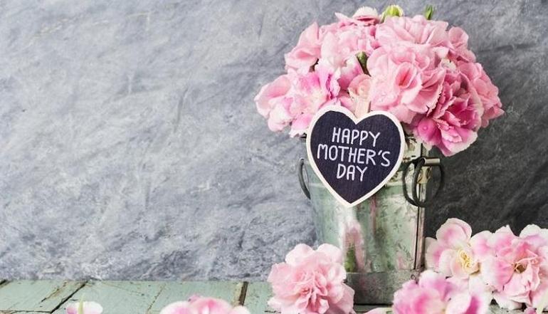 En güzel Anneler Günü mesajları ve sözleri... En anlamı, uzun-kısa, resimli Anneler Günü mesajları...