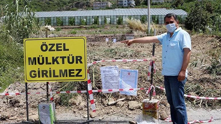 Son dakika haberi I Alanyada tapulu alanım deyip, yolu kapattı