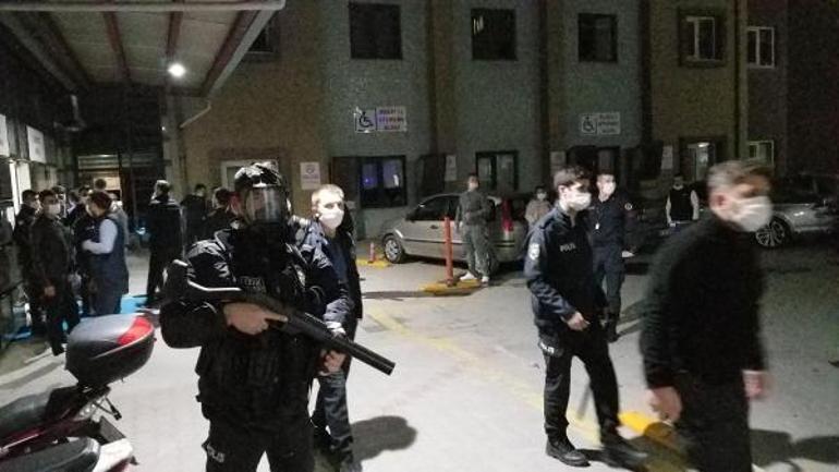 Son dakika Hamile kadını tekmeleyen muhtar, kendisini linçten kurtaran polise de saldırdı