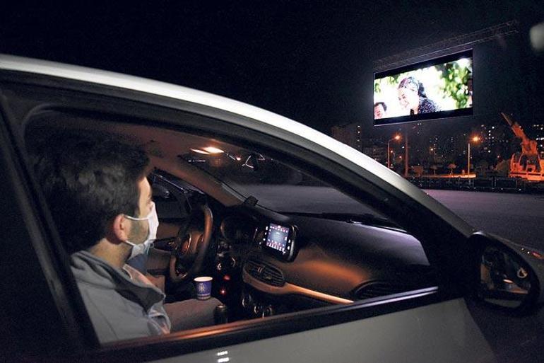 Selçuklu’da arabalı sinemaya rekor katılım