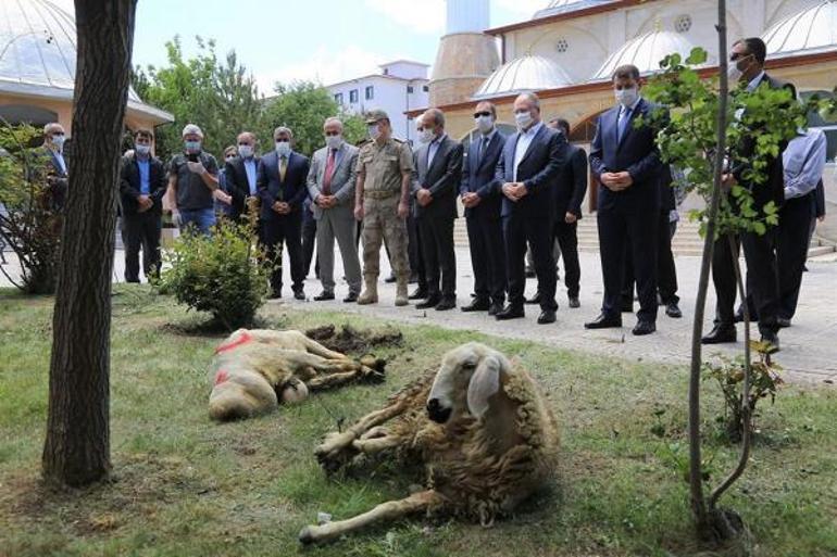 Son dakika... Hasret sona erdi 74 gün sonra ilk cuma namazı böyle kılındı