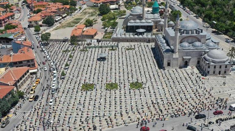 Son dakika... Hasret sona erdi 74 gün sonra ilk cuma namazı böyle kılındı