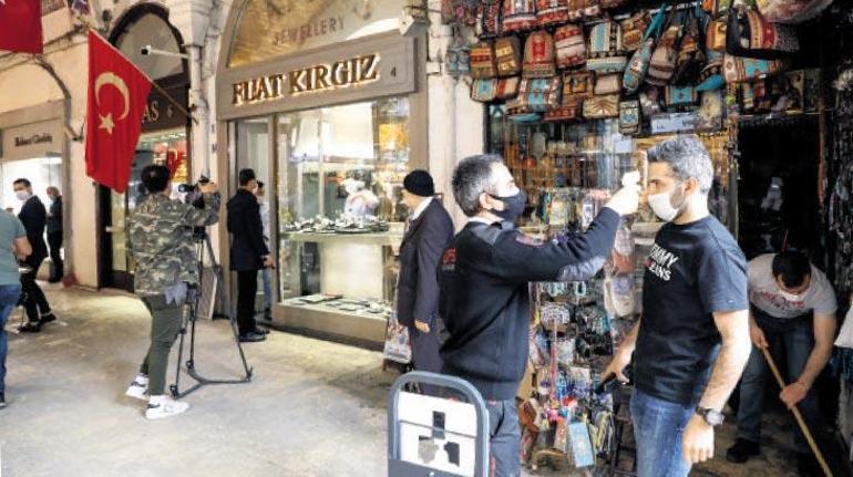 Tarihi Kapalıçarşı yeniden açıldı
