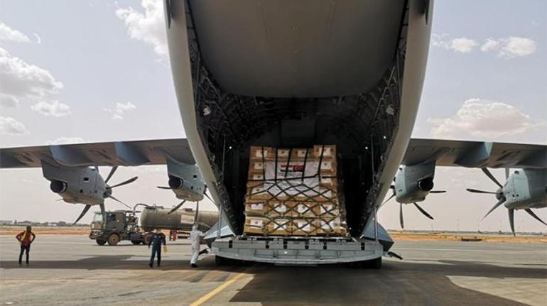 MSB duyurdu  Yardım malzemesi taşıyan uçak Nijere indi