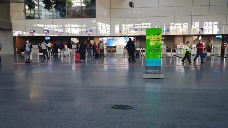 Dalamana inen ilk uçak Böyle karşılandı