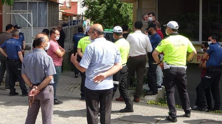 Son dakika... Uşakta bir polis memuru otomobilinde ölü bulundu