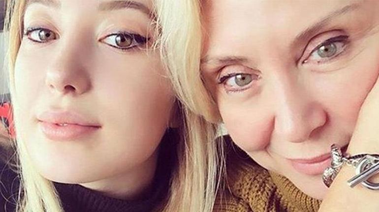Yasmin Erbil’den annesine doğum günü kutlaması