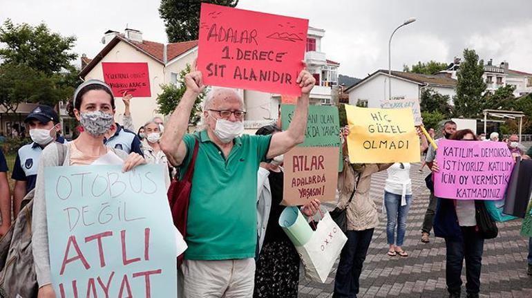 Büyükadaya gelen İBB Başkanı İmamoğluna protesto şoku