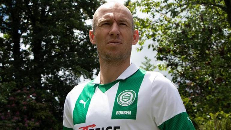 Son dakika | Arjen Robben futbola geri döndü Formayı giydi...