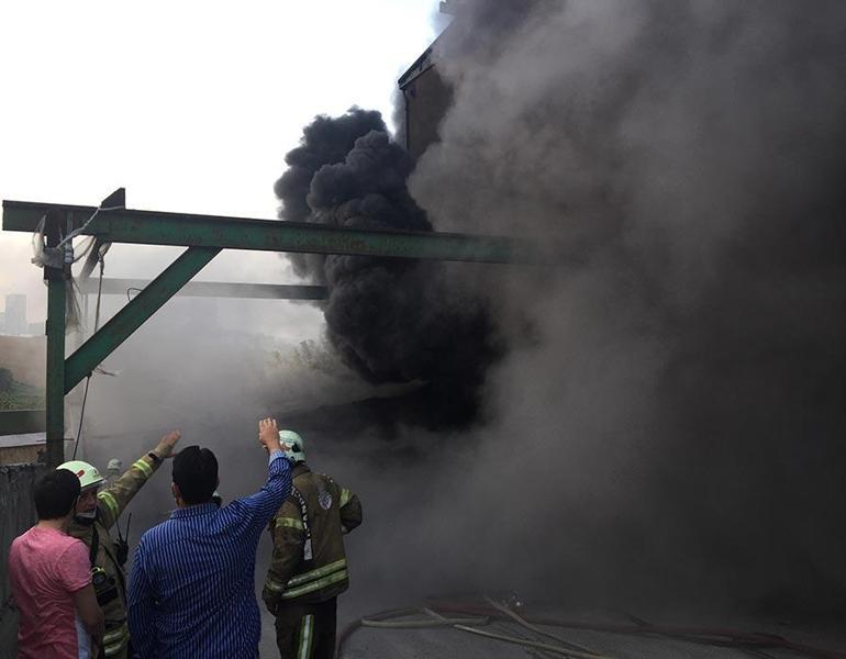 Başakşehirde fabrika yangını Çok sayıda ekip sevk edildi
