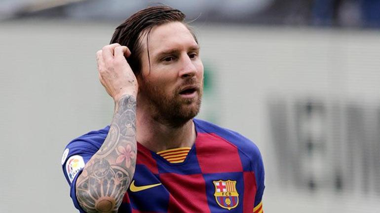 Messi, Barcelonanın teklifine sıcak bakmıyor Manchester City iddiası...