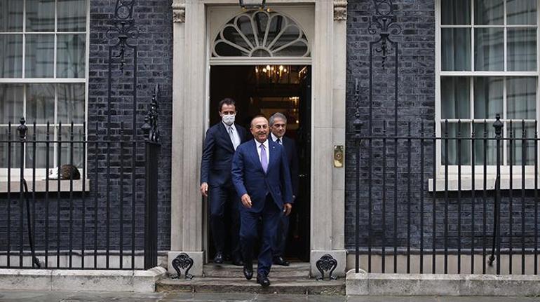 Dışişleri Bakanı Mevlüt Çavuşoğlu, İngiltere Başbakanı Boris Johnson ile görüştü