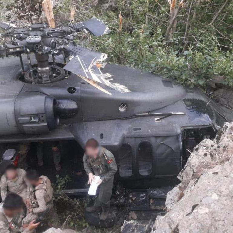 Bingölde askerleri taşıyan helikopter, arıza nedeniyle zorunlu iniş yaptı