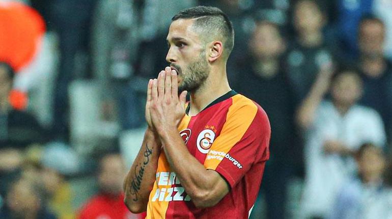 Son dakika haberler - Galatasarayda Florin Andone ameliyat oldu