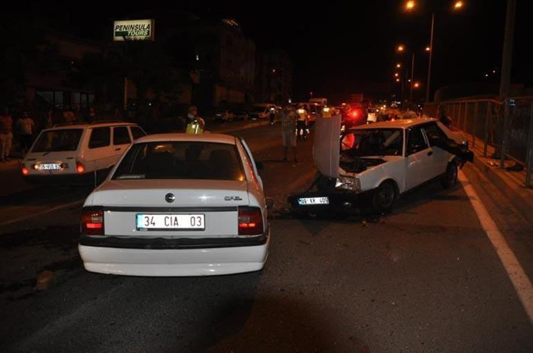 Trafik kazasında aynı aileden 4 kişi yaralandı