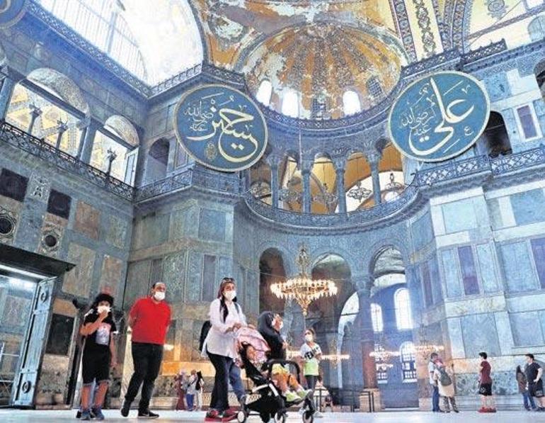 Ayasofya’yı beklerken