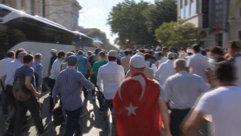 Son dakika... Ayasofya Camiinde tarihi gün 86 yıl sonra ilk namaz...