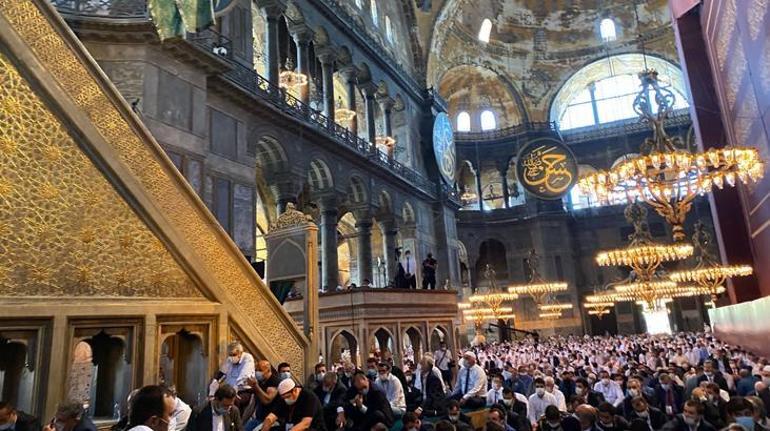 Son dakika... Bakan Albayraktan Ayasofya Camii paylaşımı