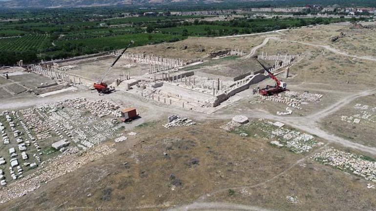 Tripolisteki anıtsal çeşmenin yüzde 90ı gün yüzüne çıkartıldı