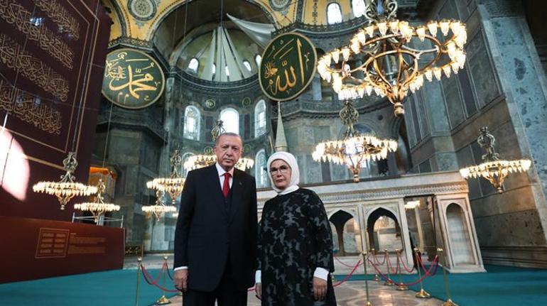 Emine Erdoğandan Ayasofya-i Kebir Cami-i Şerifi paylaşımı