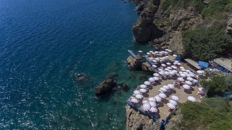 Falez plajları sezonun gözdesi