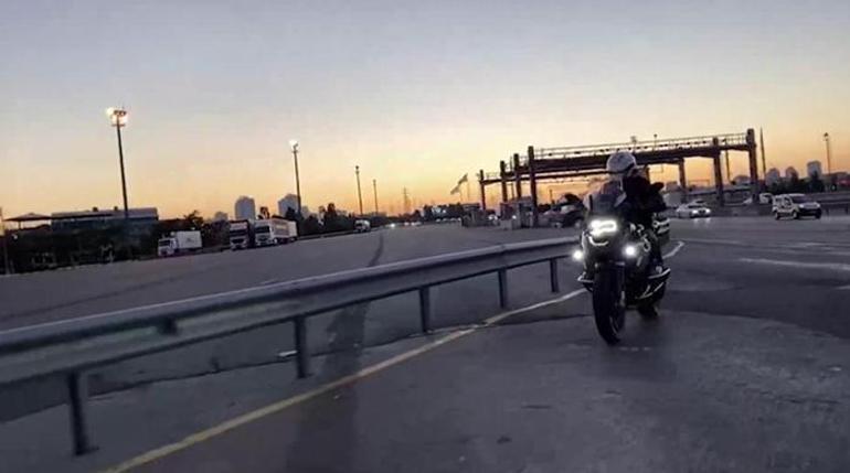 Vali Yerlikayadan İstanbullulara sürpriz Motorla geldi...