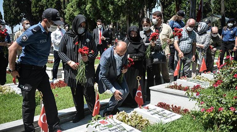 İstanbul Emniyet Müdürü Zafer Aktaş Polis Şehitliğini ziyaret etti