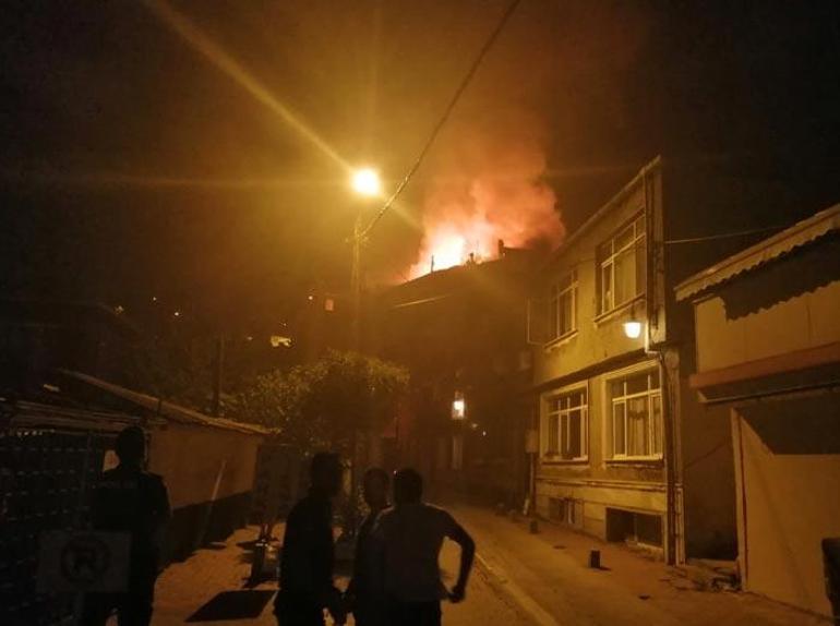 İstanbulda sabaha karşı korkutan yangın