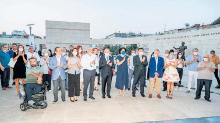El ele verince engel kalmıyor
