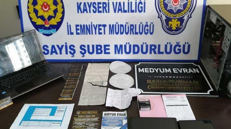 Kayseride gurbetçiye medyum şoku Büyü bozma görüntüleri ortaya çıktı