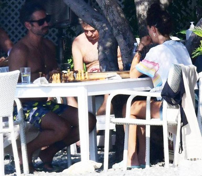Özge Özpirinçci ile Burak Yamantürkün Marmaris tatili