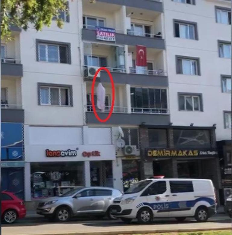 Son dakika: Korkunç Evinin balkonunda asılı halde ölü bulundu...