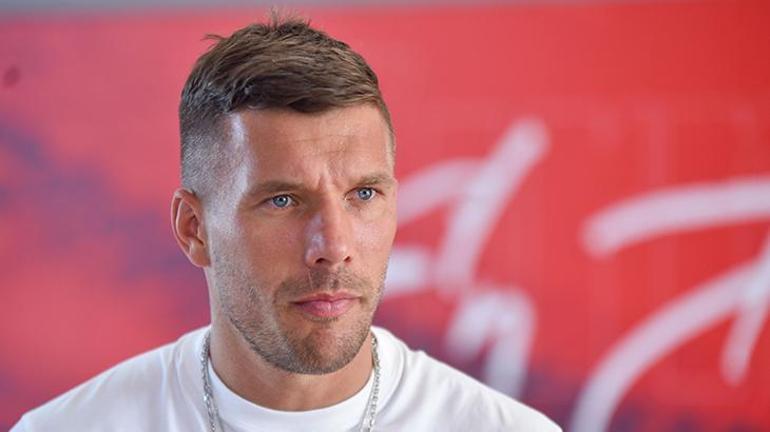 Lukas Podolski: Türkiyede ailemle birlikte kendimi çok huzurlu hissediyorum