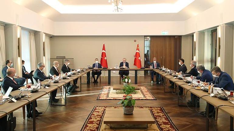 Cumhurbaşkanı Erdoğan, Bitliste bölge valileriyle toplantı yaptı