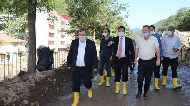 MEB, afet bölgesindeki binaları eğitime hazırlamak için sahada