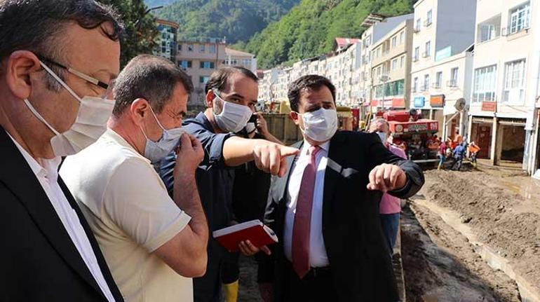 MEB, afet bölgesindeki binaları eğitime hazırlamak için sahada