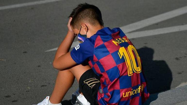 Herkes bekledi, Messi gelmedi Gözyaşlarına boğuldu...