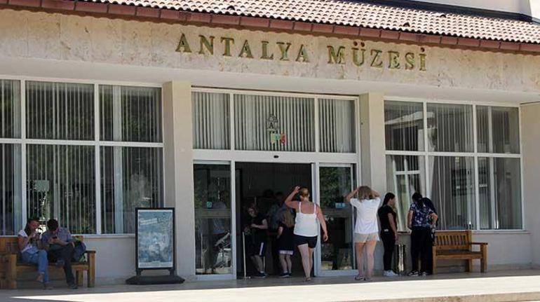 Antalya Müzesinde kayıp eser iddiasına açıklama