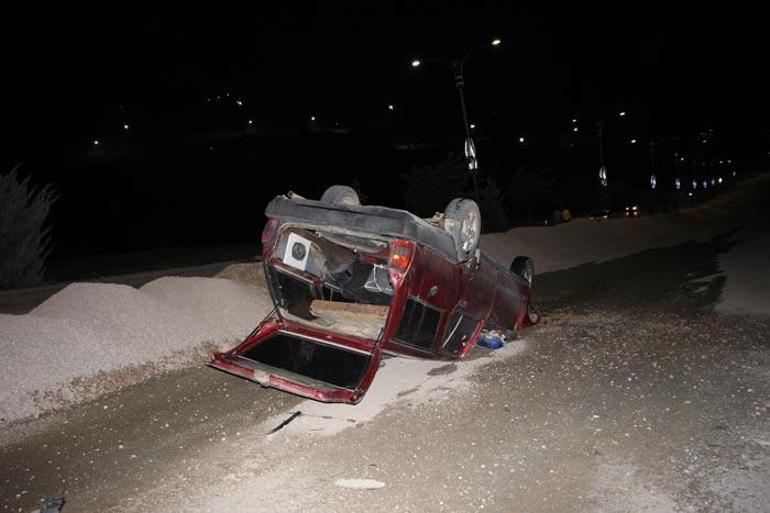 Refüje çarpan otomobil takla attı