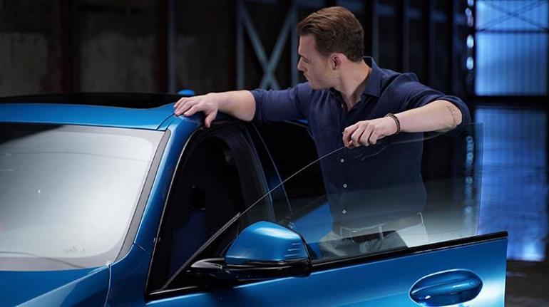 Yeni BMW 2 Serisi Gran Coupé’nin direksiyonuna geçti