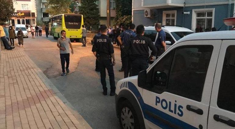 İki komşu aile park yeri nedeniyle birbirine girdi