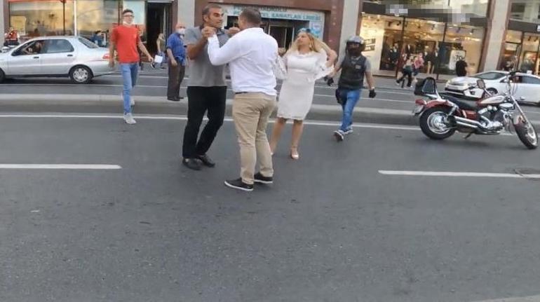 Yer: İstanbul... İki sürücü birbirine girdi